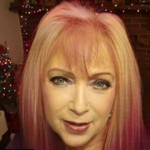 Meet your Posher, Lynda